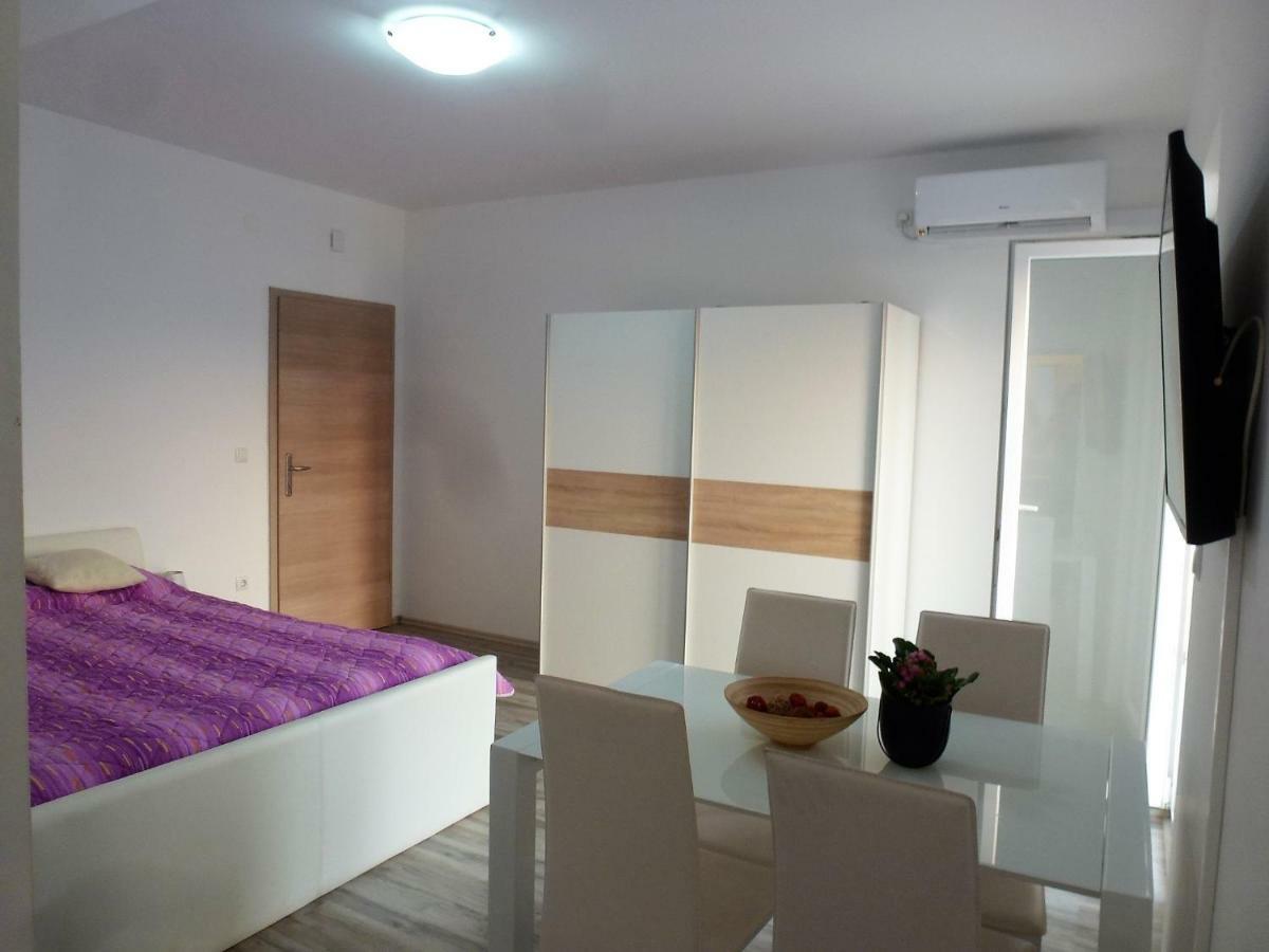 Apartmani Slavica Sibenik Ngoại thất bức ảnh
