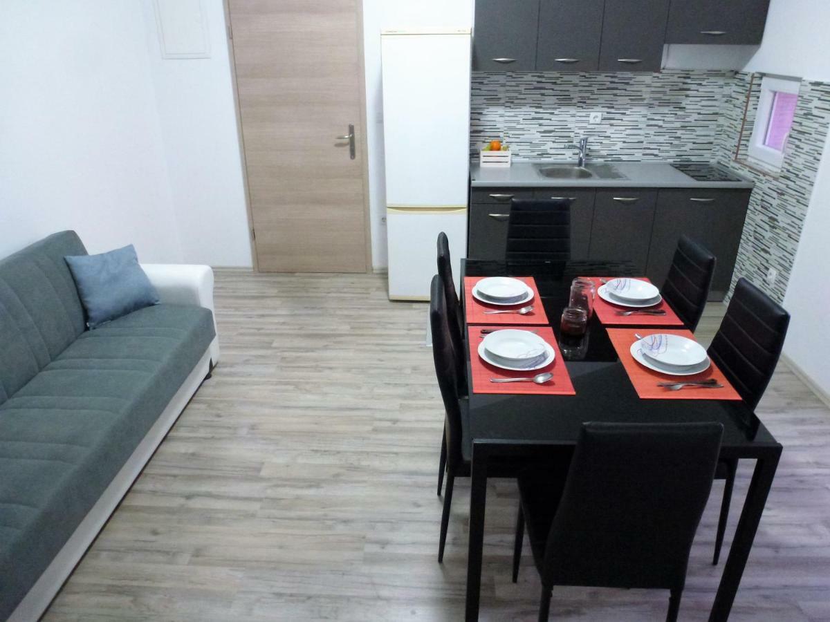 Apartmani Slavica Sibenik Ngoại thất bức ảnh