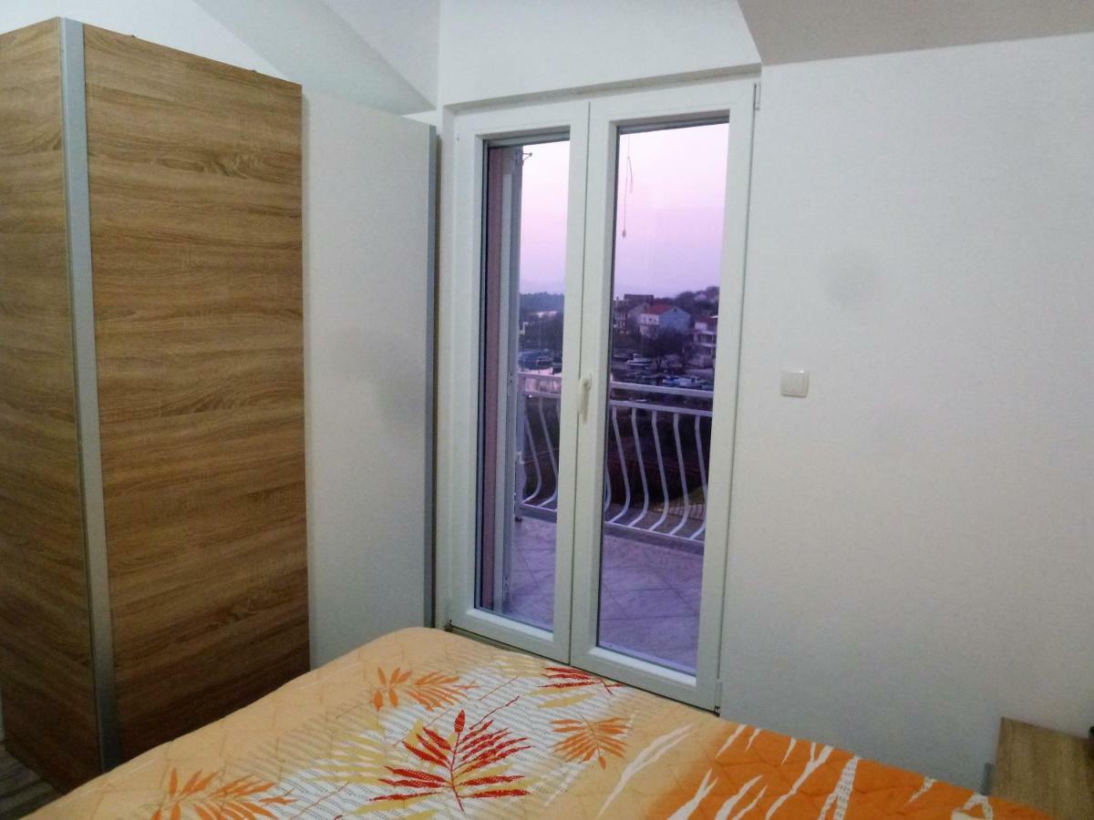 Apartmani Slavica Sibenik Ngoại thất bức ảnh